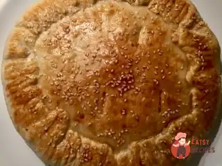 Пиріг з адигейським сиром та зеленню