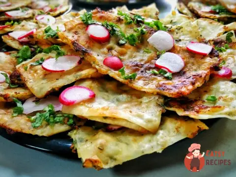 Коржики з сиром, грибами та зеленню