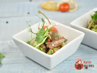 Салат із яловичини з огірком