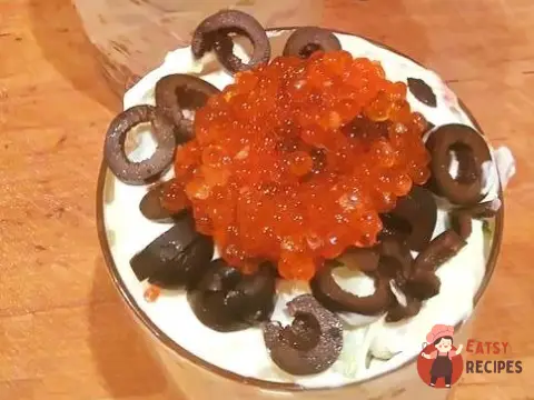 Салат з куркою та кальмаром