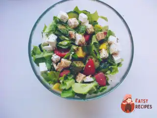 Овочевий салат з манго