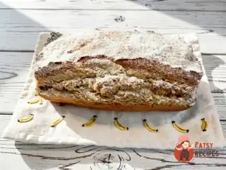 Банановий кекс з грецьким горіхом