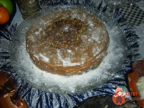 Торт зі сметанним кремом