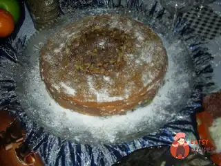 Торт зі сметанним кремом
