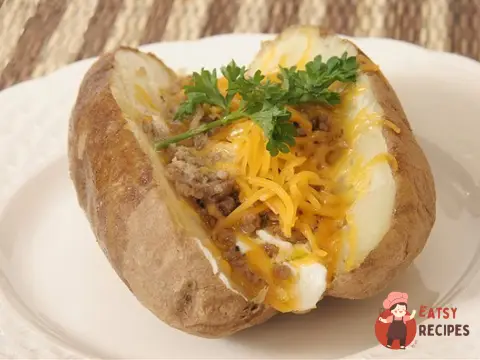 Картопля з м'ясним фаршем