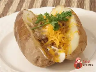 Картопля з м'ясним фаршем