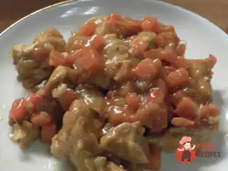 Індичка з овочами у густому соусі