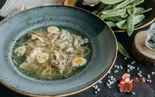 Курячий Бульйон З Домашньою Локшиною