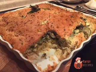 Пиріг з броколі, цвітною капустою та зеленню