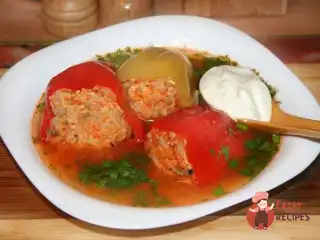Літні голубці з овочами