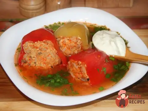 Літні голубці з овочами
