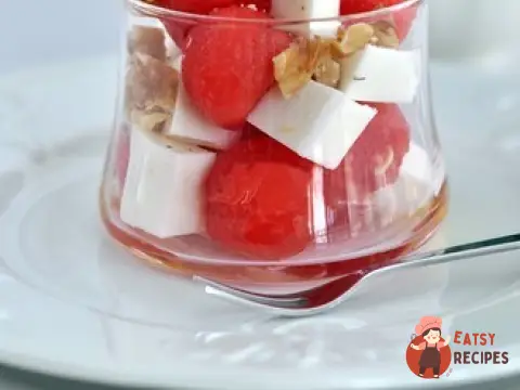 Салат з кавуна та бринзи