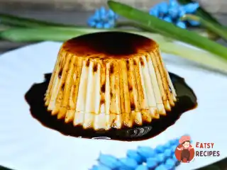 Панна-котта в сиропі з шовковиці