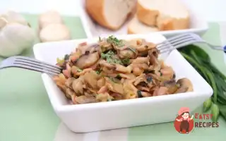 Салат З Маринованих Грибів Та Шинки.