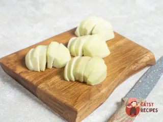 Крок 6: Яблучний пиріг на ряжанці