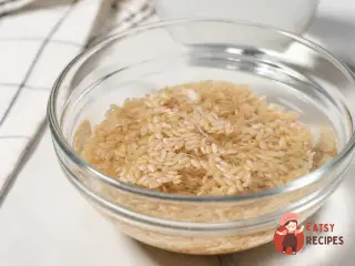 Крок 2: Кремова каша з бурого рису з яблуком і корицею