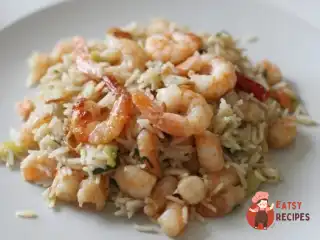 Рис з креветками та кальмарами