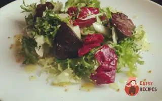 Салат З Карамелізованою Курячою Печінкою