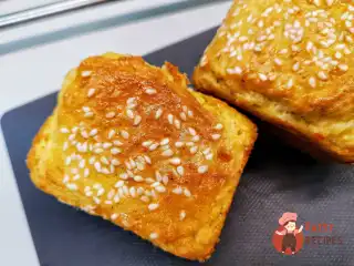 Кетобулочка з кунжутом