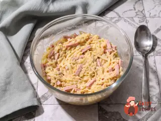 Крок 5: Деруни з ковбасою та сиром