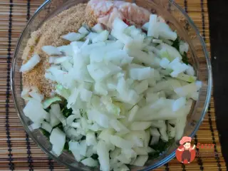 Крок 8: Курячі купати з цибулею
