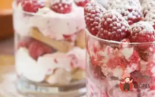 Печений Десерт Із Заморожених Фруктів З Маскарпоне