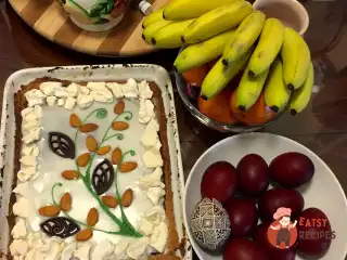 Польський великодній пиріг мазурок