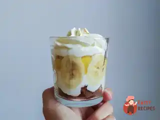 Десерт з банана та лікеру