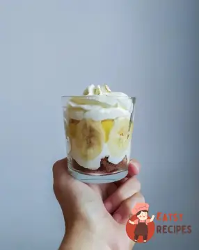 Десерт з банана та лікеру