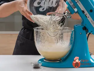 Крок 5: Шарлотка в мультиварці