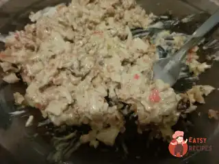 Крабовий салат з морквою та яблуком
