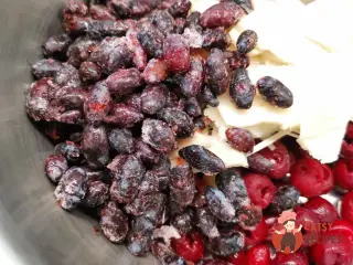 Крок 7: Ягідний морс із лемонграсом