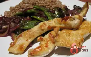 Куряче Філе Із Зеленою Квасолею Та Гречаною Крупою
