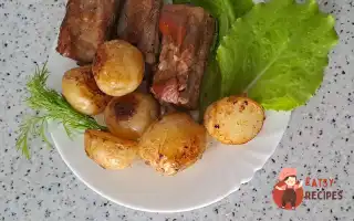Молода Картопля В Мундирі