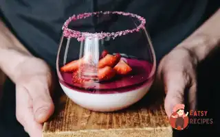 Десерт "Фіалкова Панакота"