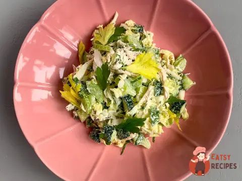 Курячий салат з мацоні