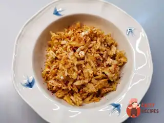 Смажений рис із яйцем