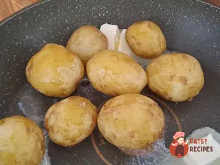 Крок 9: Молода картопля в мундирі
