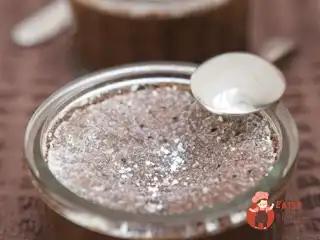 Кавовий суфле з соусом мокко