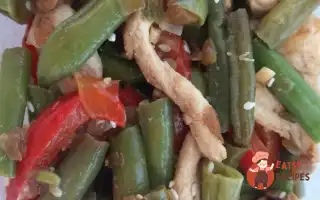 Теплий Салат З Куркою Та Стручковою Квасолею