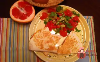 Кесаділля З Куркою Та З Чеддером
