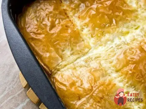 Яблучний пиріг із тіста філо з горіхами