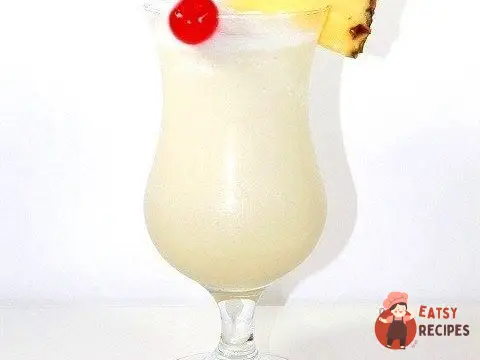 Коктейль "Амаретто колада" (Amaretto Colada)