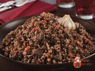 Плов із баранини з ягодами годжі