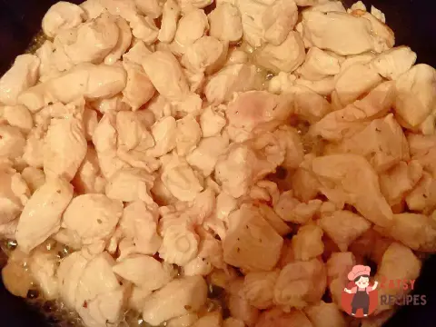 Курка з апельсинами та оливками