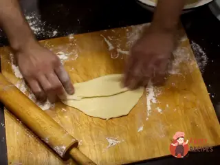 Крок 9: М'які плюшки із цукром