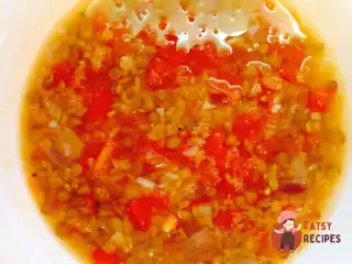 Сочевичне юшка з червоної сочевиці