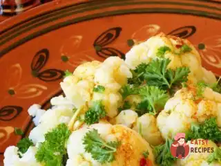 Цвітна капуста з гірчично-естрагоновим вінегретом