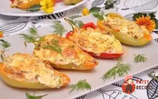 Болгарські Перці, Фаршировані Курячим Фаршем З Овочами Та Зеленню