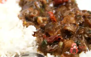 Маринована Тушкована Яловичина З Огірками